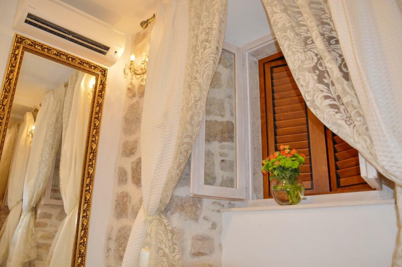 Madonna Della Strada A3 * Dubrovnik
